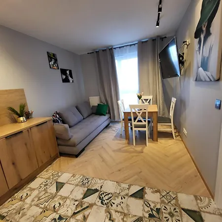 Wars Apartment, Nowoczesne Serce Warszawy, Blisko Centrum, Stare I Stadion, Klimatyzacja Ac, Free Garaz Parking Appartamento Varsavia
